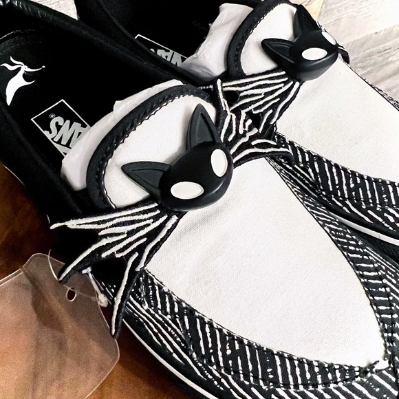 NWOT 🆕 VANS x Nightmare B4 Xmas 🎃🎄Jack Skellington Slip-Ons W6|M4,5✨ - Picture 3 of 9